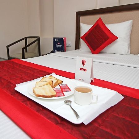 Oyo Hotel Blu Pebbles Near Delhi Airport New Delhi Exteriör bild