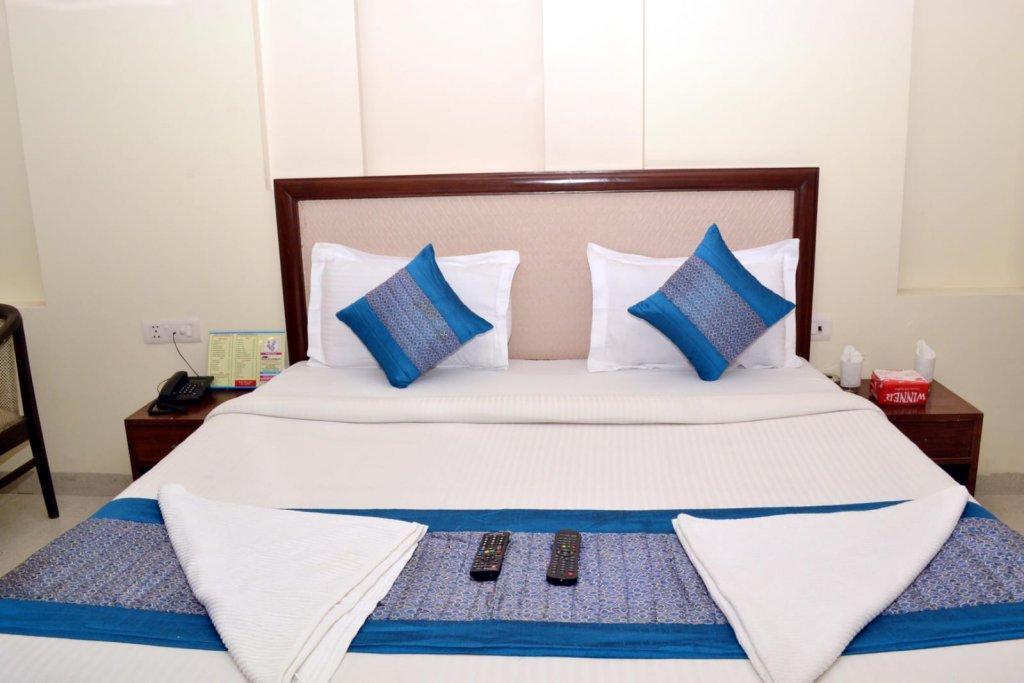 Oyo Hotel Blu Pebbles Near Delhi Airport New Delhi Exteriör bild